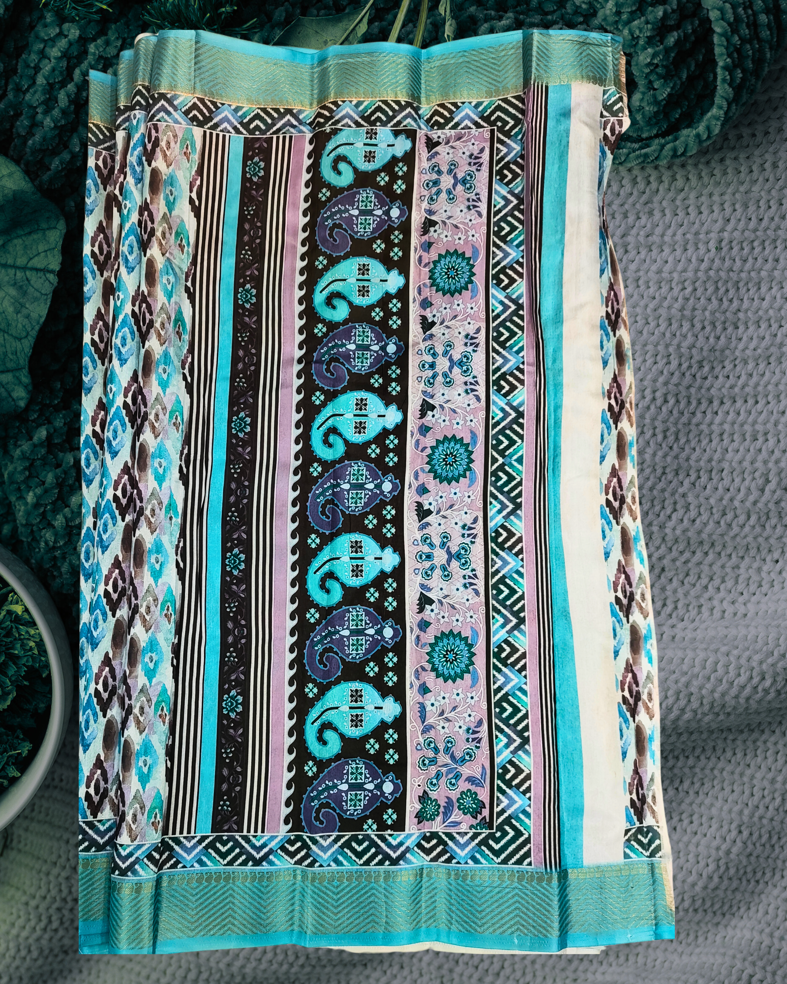 Peacock Blue Digital Print Saree with Jari Border ? Elegant Geometric Design