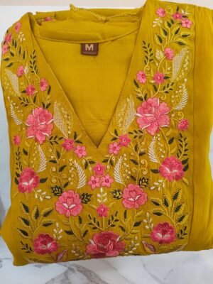 Mul Chanderi 3 PC Suit Mastered - L